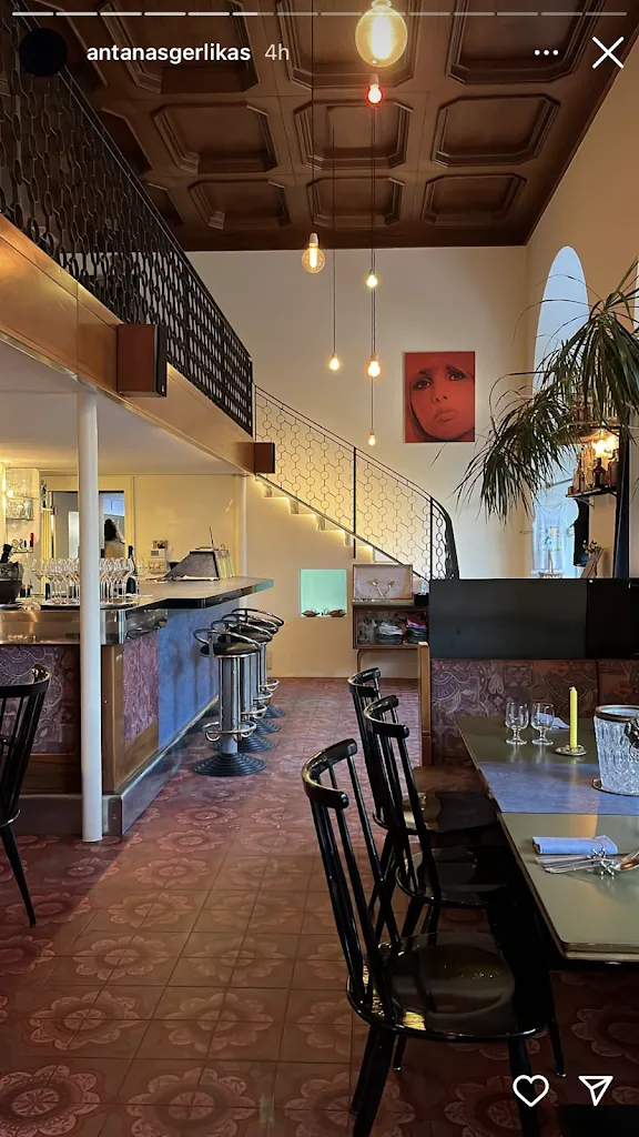 Meteo Restaurant & Bar_Weather Station_slider_image_2