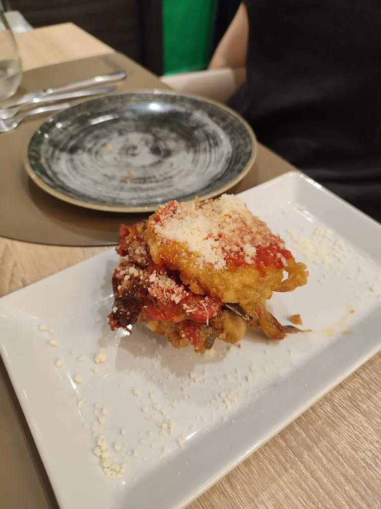 Angelo Buonaugurio_Pizzeria Chateau - F.lli De Rosa_Acerra_review