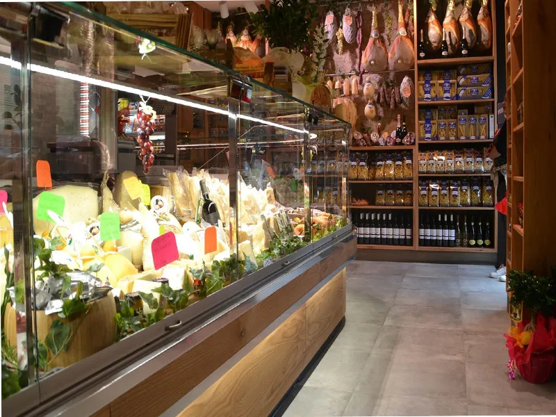 Renella - Braceria & Hamburgeria restaurant in Acerra