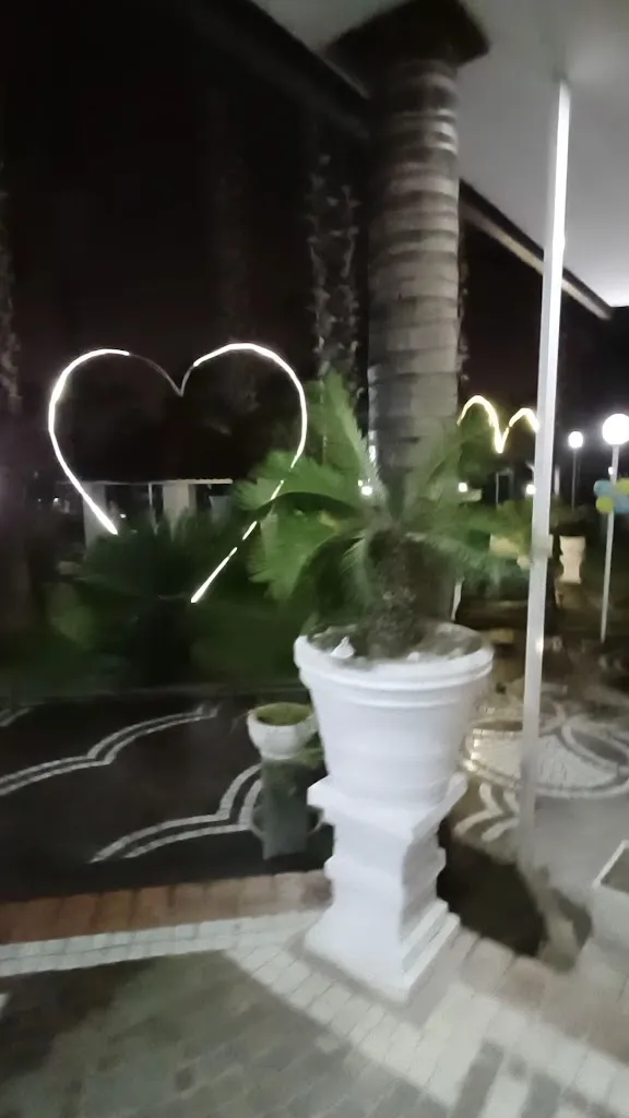 Arianna Albadoro_Tenuta Luis_Acerra_review