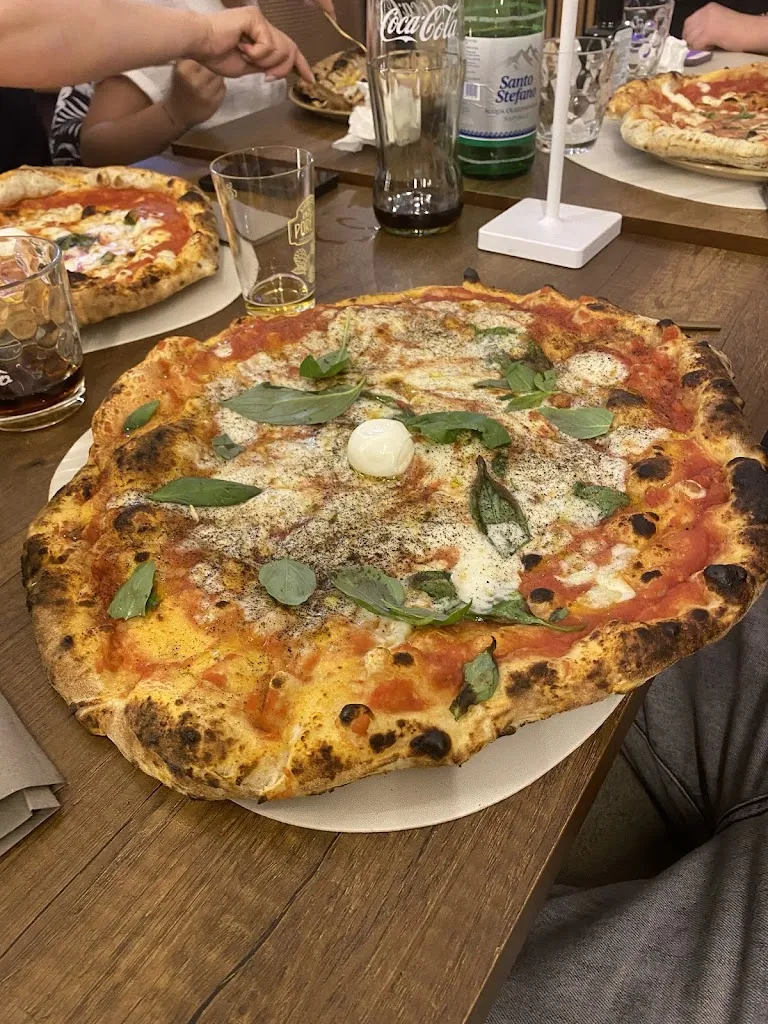 Sandro Spinella_Pizzeria 24 Kalò_Acerra_review