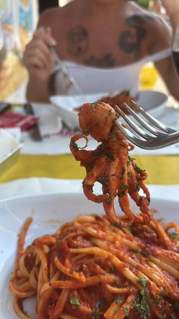 Helena Šunjić_Ristorante Take Away 'O SOLE MIO Neapolitan Food Agerola_Agerola_review