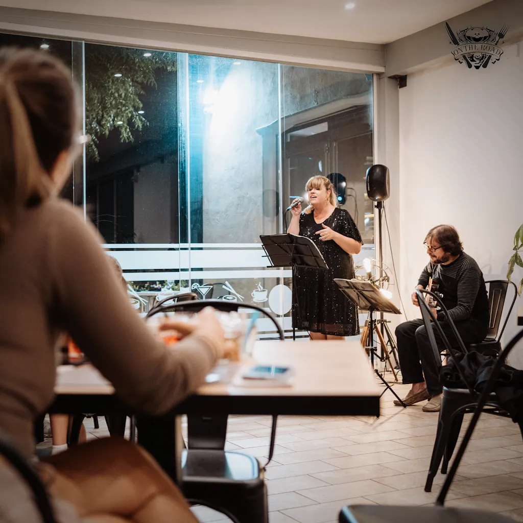 On The Road Sushi and Grill_Agerola_slider_image_1