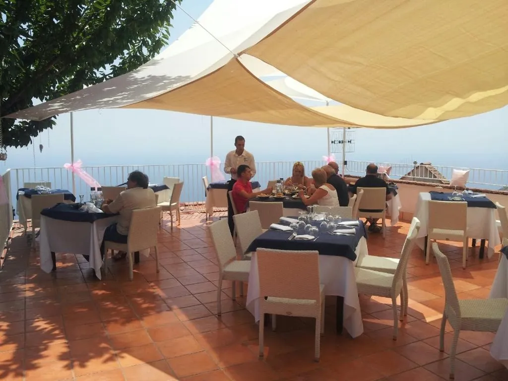 L'Incanto, Amalfi Coast restaurant in Agerola