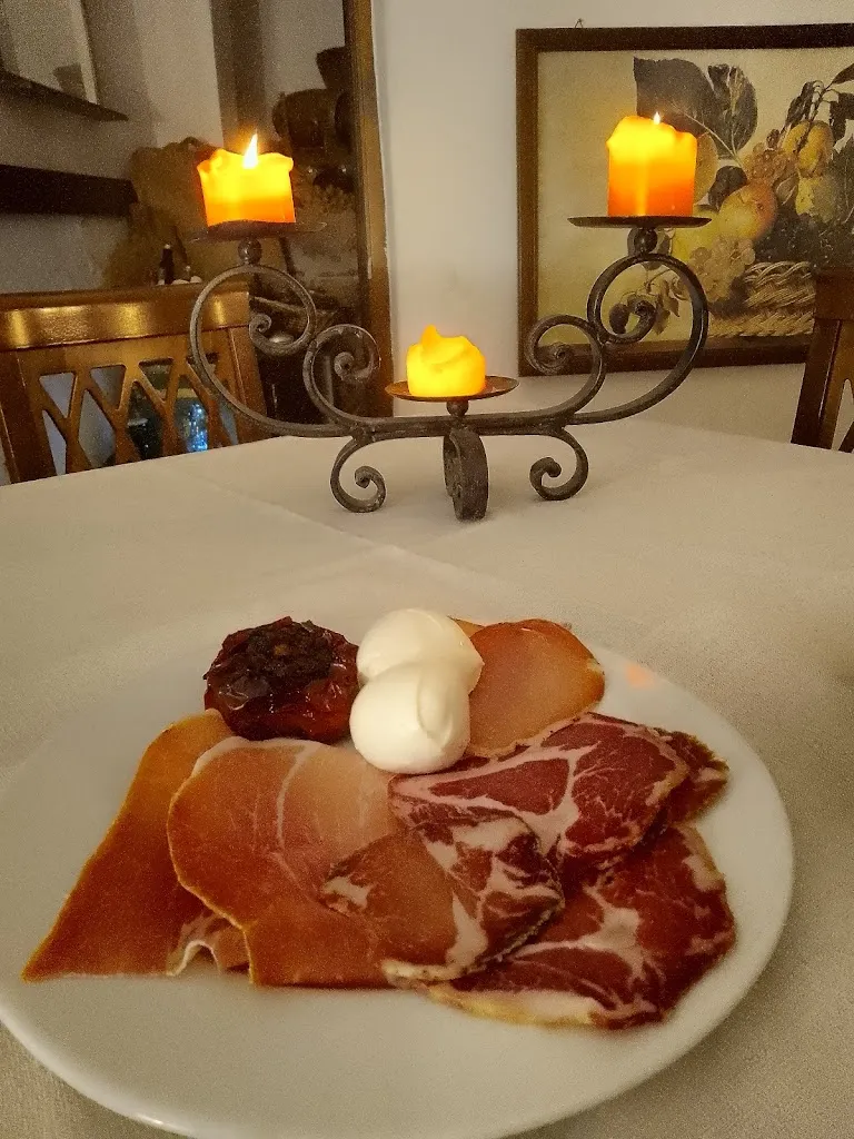 Alessandra Marchio_Taverna De Gustibus_Aiello del Sabato_review