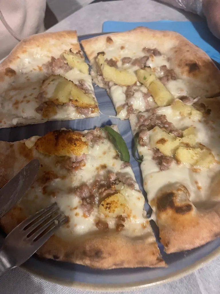 Baviels !_Paradise Di Di Bella Mario_Aiello del Sabato_review