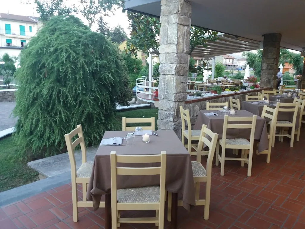 La Taverna Svizzera_Aiello del Sabato_slider_image_1