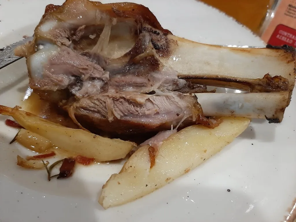 Finemunno Ristorante Pizzeria_Aiello del Sabato_slider_image_3