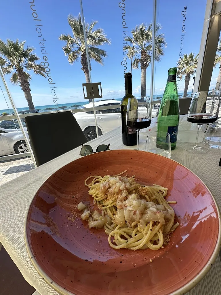 Lounge Bistrot_Agropoli_slider_image_3