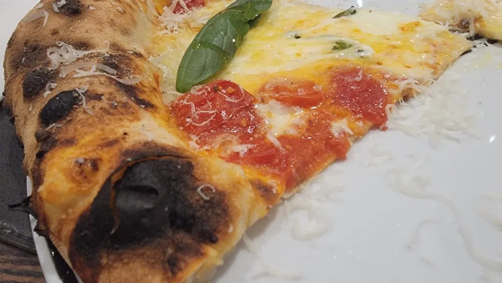 Elizabeth Dudley_VINARTE Pizza & Fuoco • Agropoli_Agropoli_review