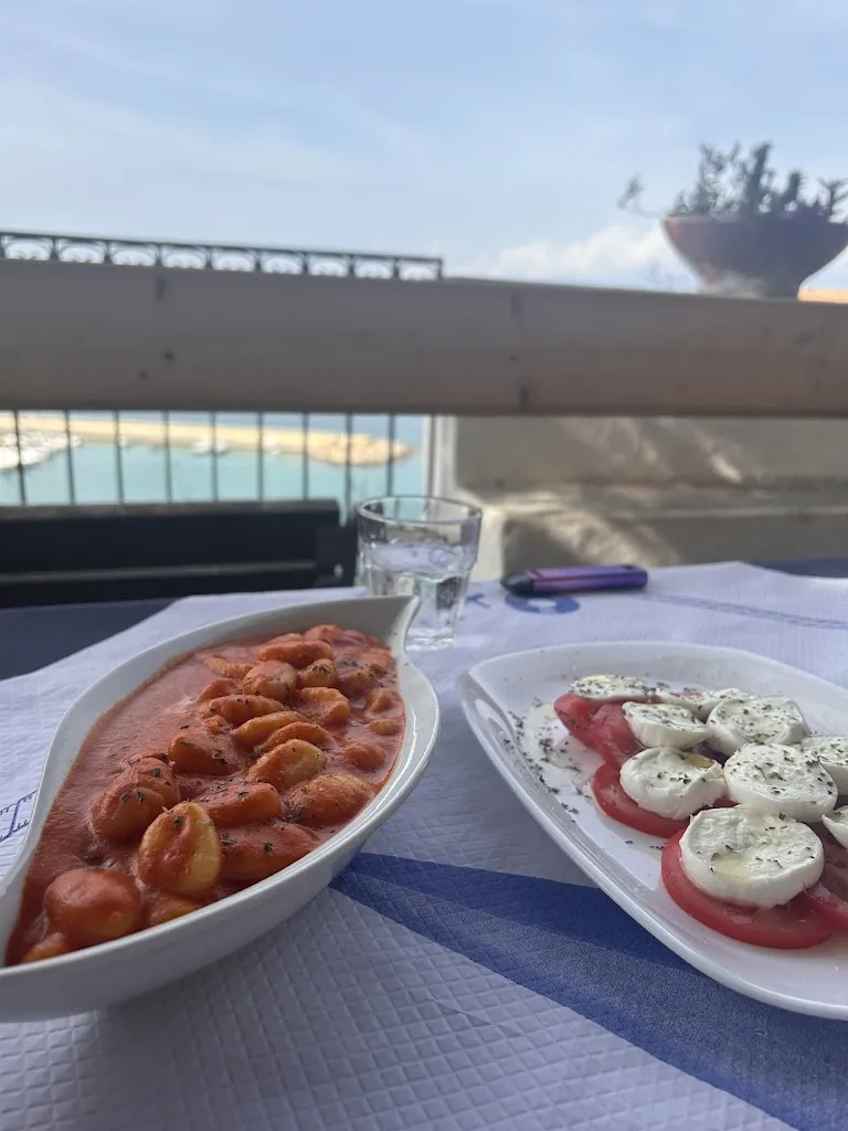 Noja Petkevičiūtė_RISTORANTE LA TAVERNA DEL TUFFATORE_Agropoli_recensione