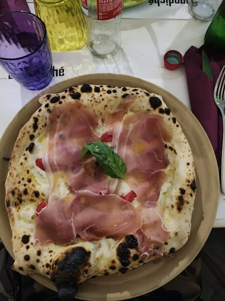 Dopodiché Drink&Pizza_Agropoli_slider_image_3