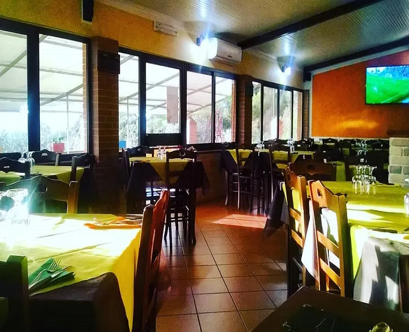 Club Gastronomico Odori Sapori Colori ( La Locanda degli Ulivi ) restaurant in Albanella