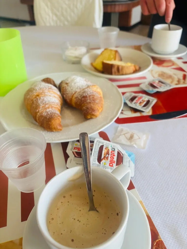 Giuseppe Carolla_Hotel Paradiso_Albanella_recensione