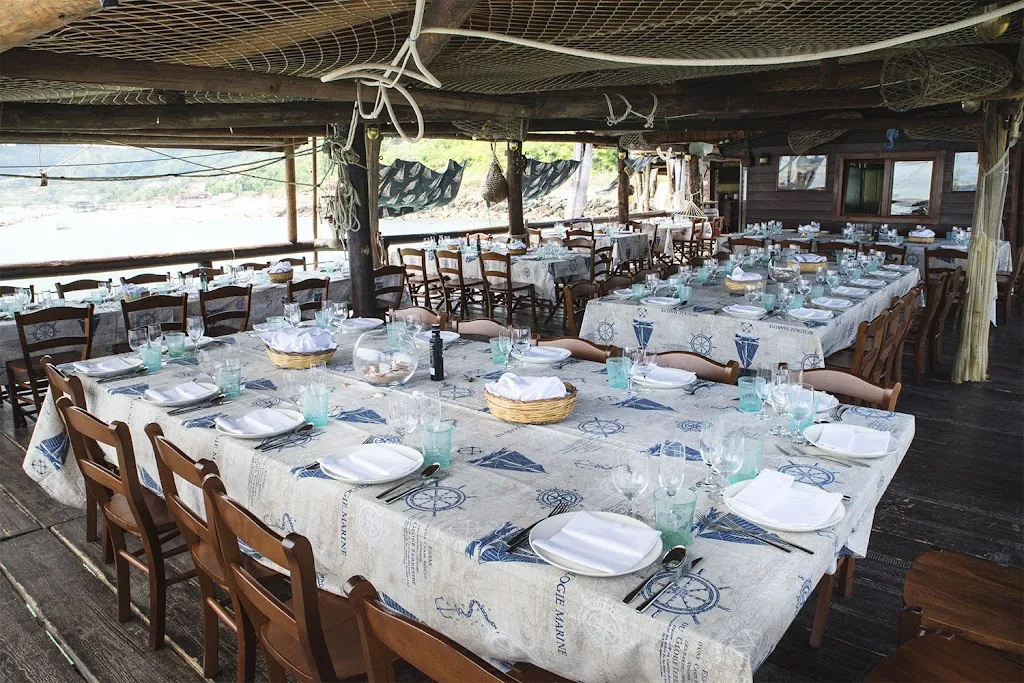 Trabocco Punta Cavalluccio restaurant in Fossacesia
