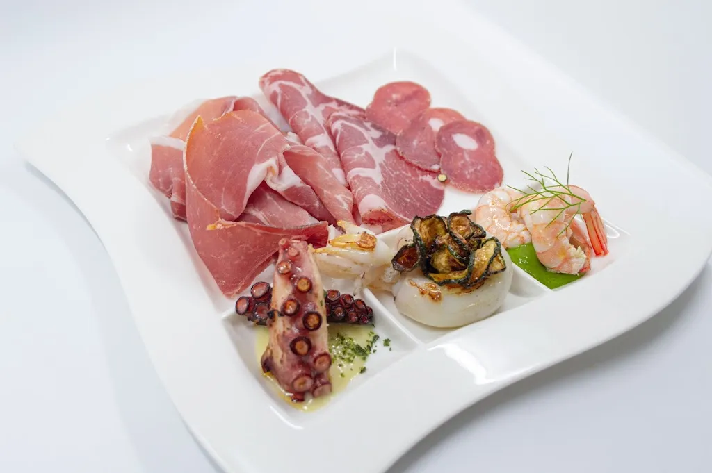 Ambrosia Stylish Restaurant_Altavilla Silentina_slider_image_2