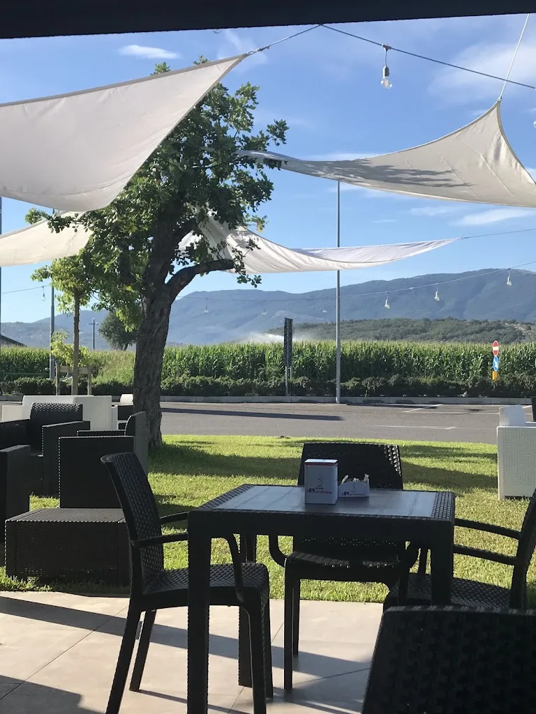 Cafè La Quercia restaurant in Altavilla Silentina