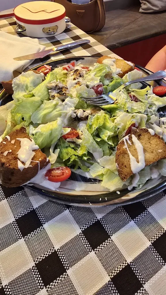 Melissa Therrien_Tamburella - Trattoria e Pizzeria Napoletana_Amodio-Massariola_recensione