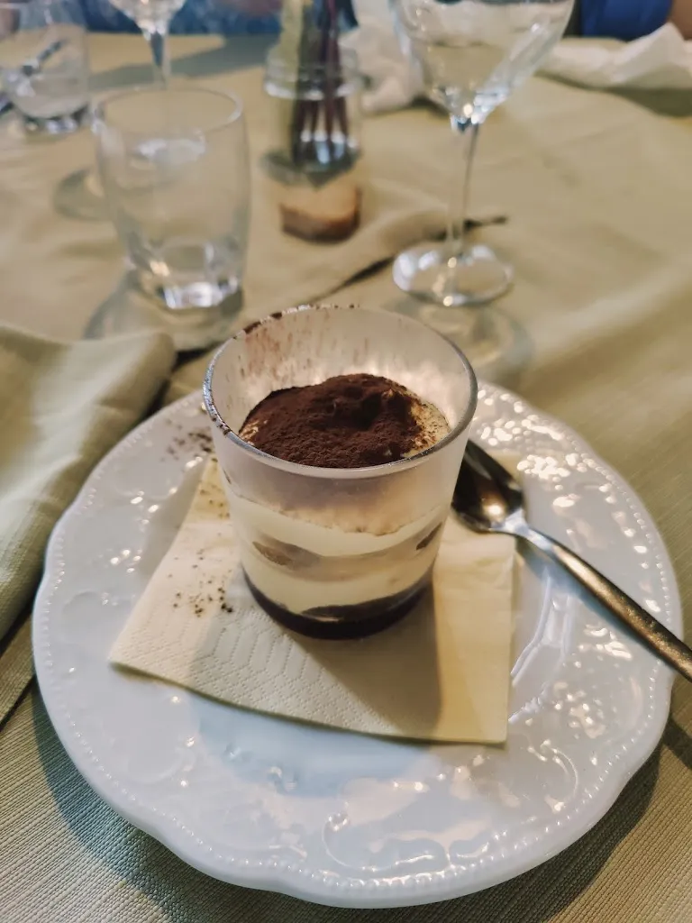 Roberto Iannotti_Lo Chalet_Alvignano_review