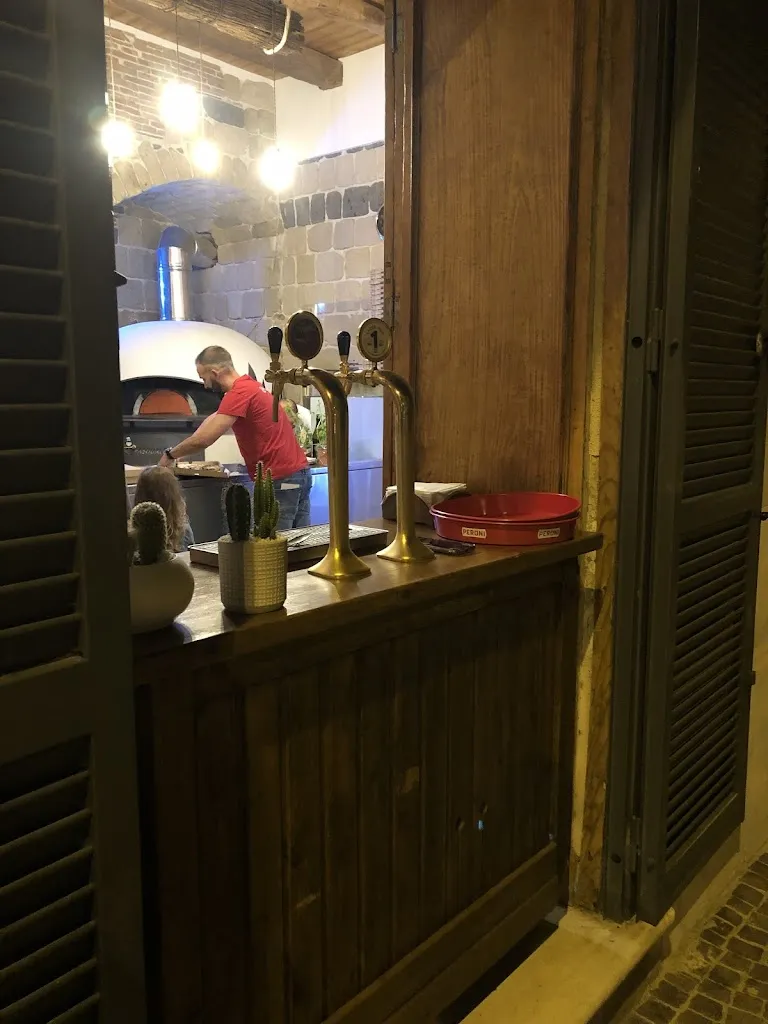 Nocera Pietro_Pizzeria Gin8_Alvignano_review