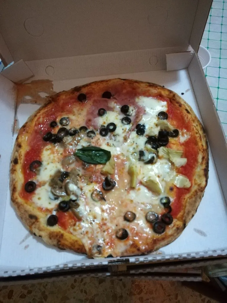 Menu_Amici per la Pizza_Alvignano_image_3