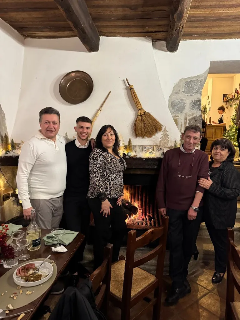 Aurelio Cavuoto_La Corte di Demetra_Alvignano_review