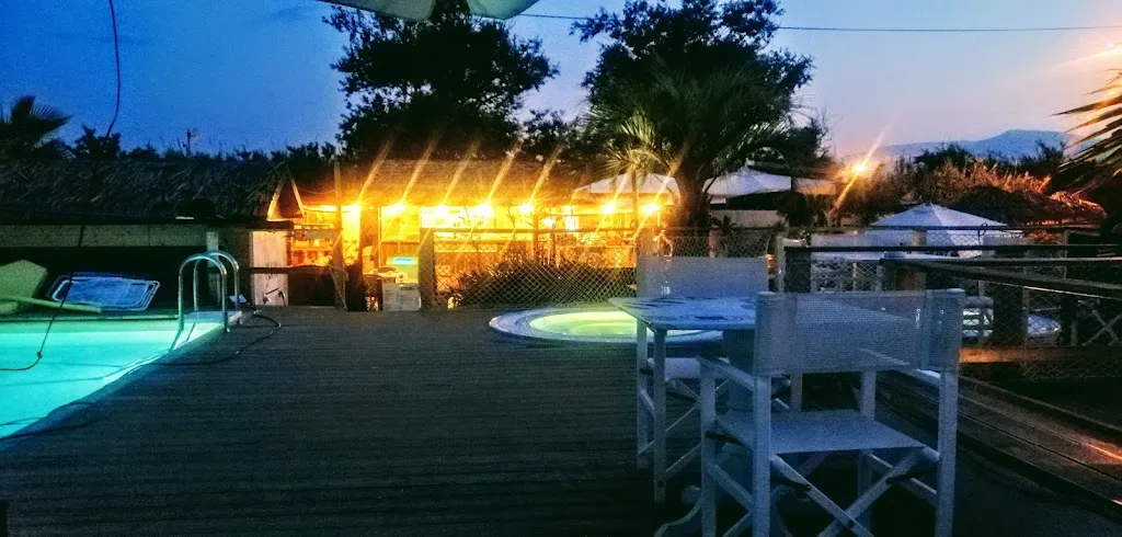 Nicola Spadaccini_Playa by Blanco_Fossacesia_review