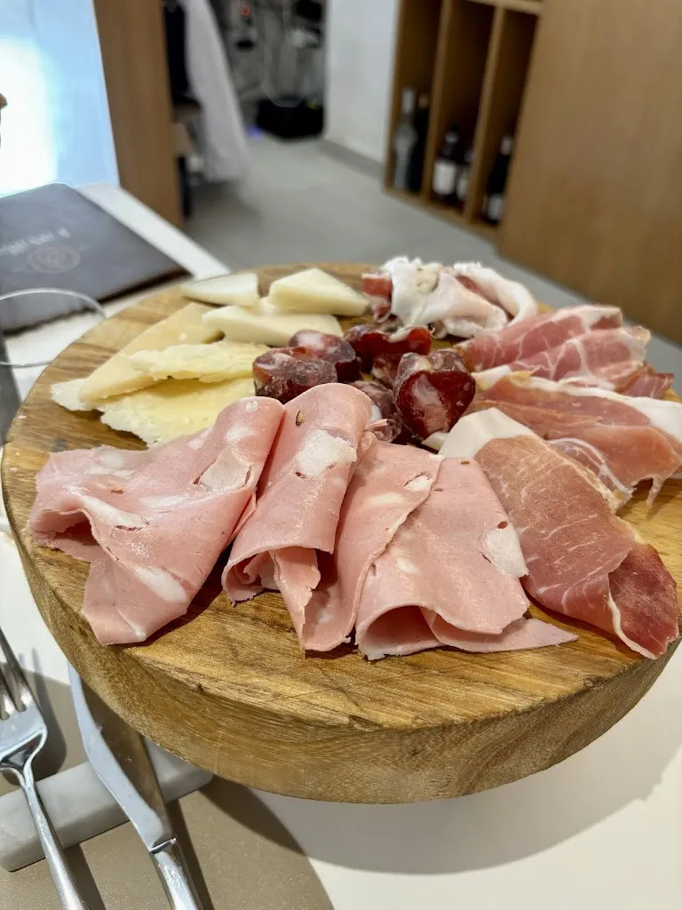 Sandro De Maio_Favilla beef experience_Alvignano_review