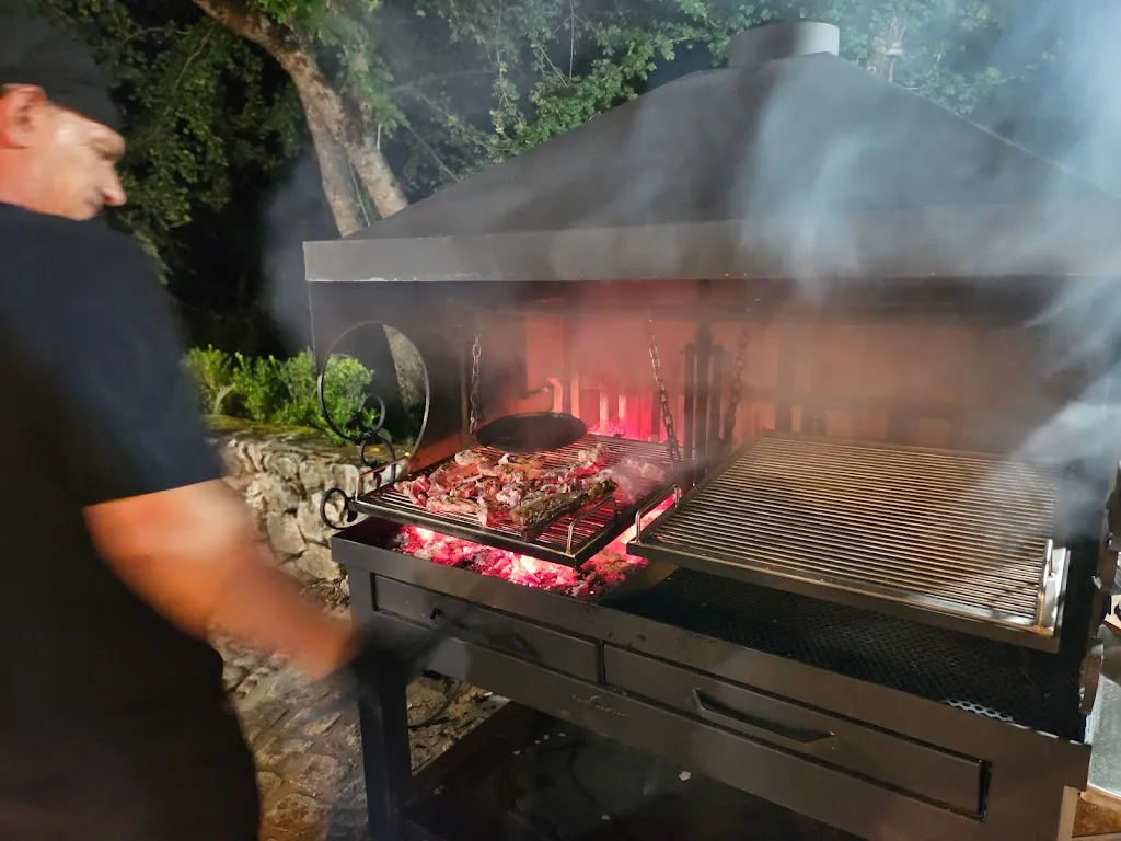 Farmhouse Le Fontanelle_Alvignano_slider_image_3