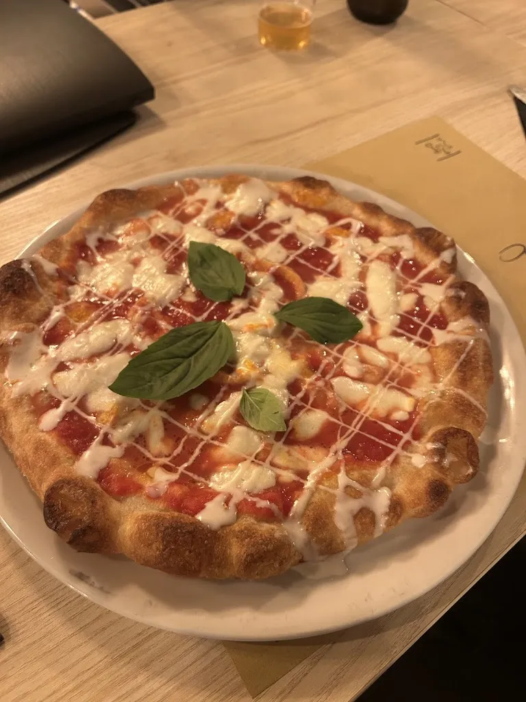 Katia Boscaglia_Officine di Pietrarsa_Amorosi_review