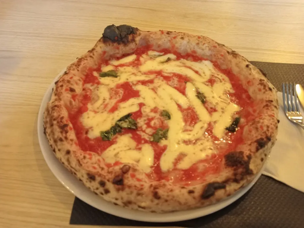 Ernesto Spagnuolo_Officine di Pietrarsa_Amorosi_review