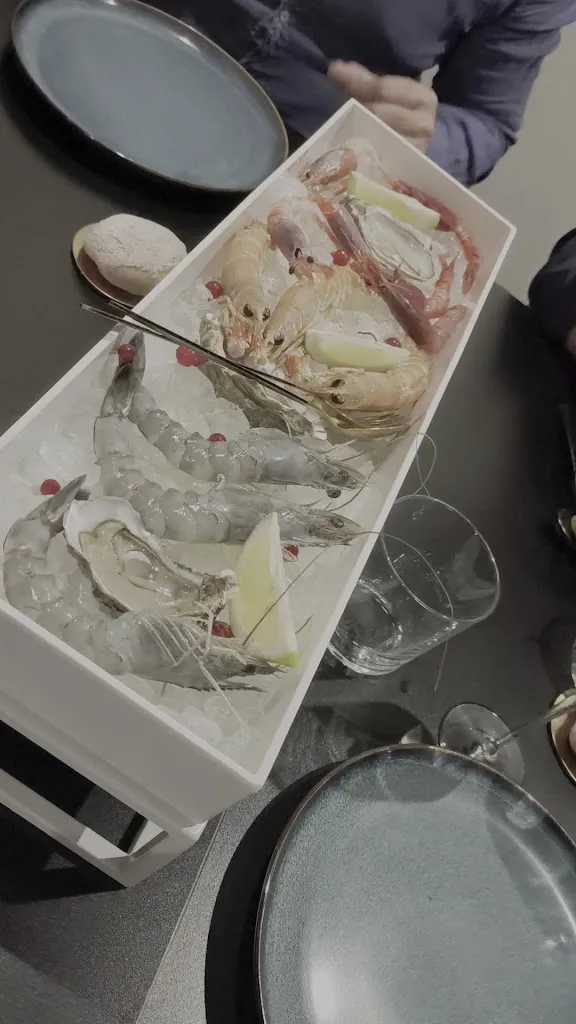 ReAle Restaurant_Amorosi_slider_image_2