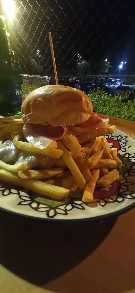 Alberto_Old House Pub_Amorosi_review