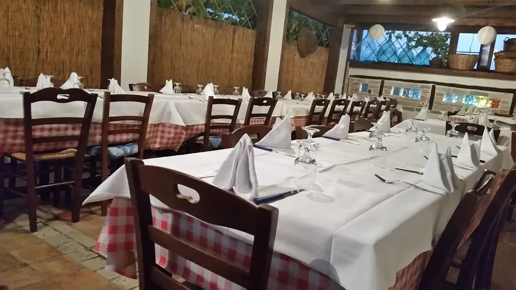 Pizzeria Da Zio Rocco E Gianmaria_Andretta-Mattinella_slider_image_1