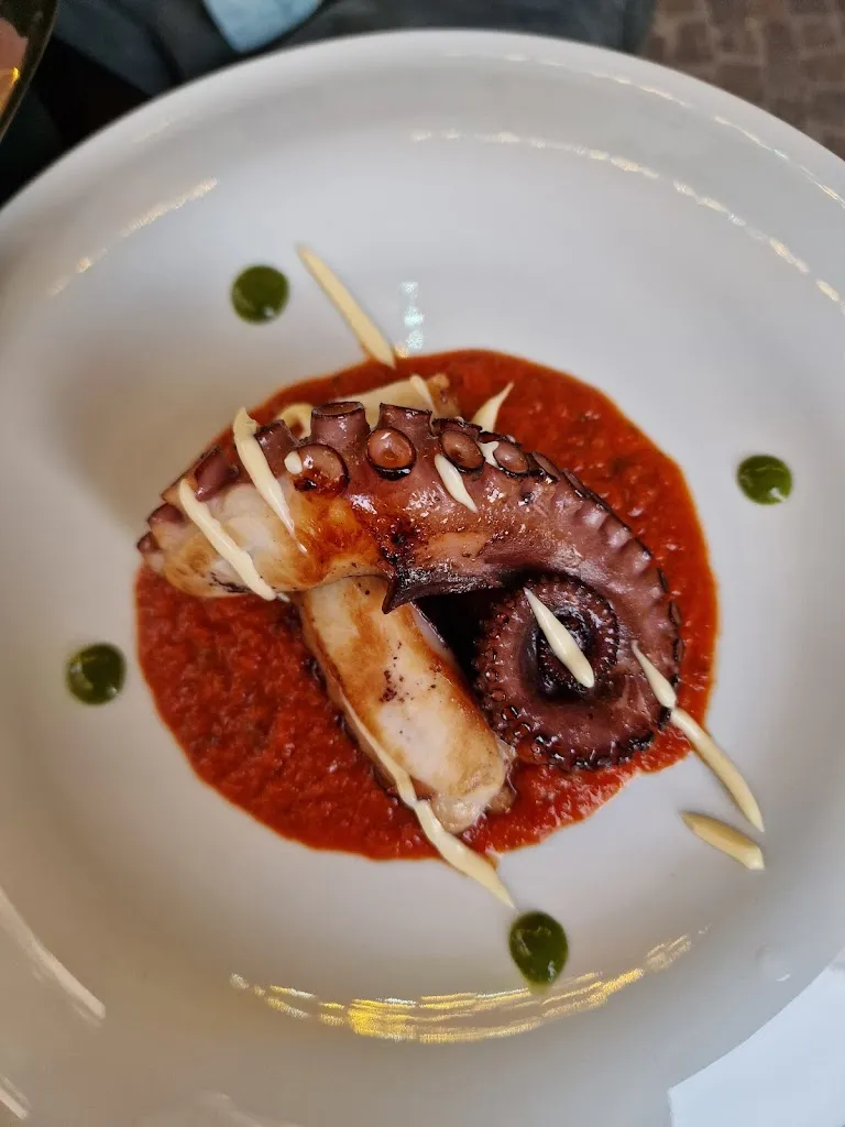 Osteria Annunziata - Sentimento Gastronomico_Annunziata_slider_image_3