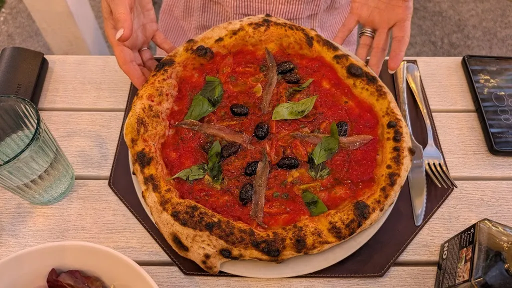 Robert Goldberg_Casa Caponi_Annunziata_review