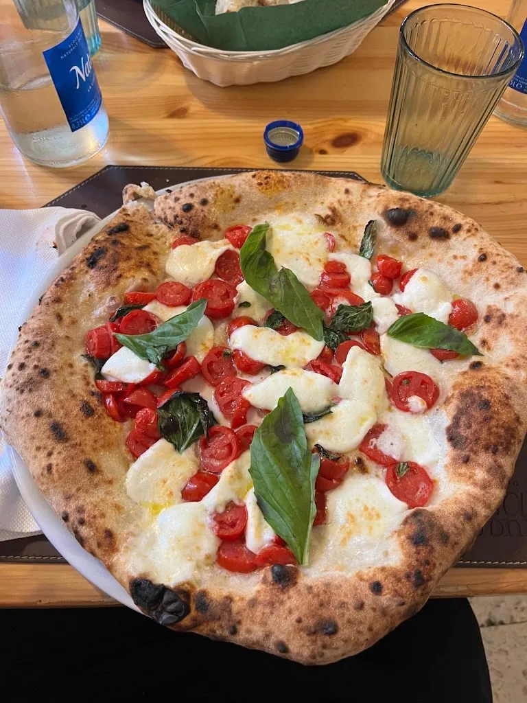 Albarina Suli_Casa Caponi_Annunziata_review