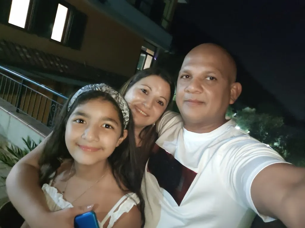 Dalip Kumar Birla_Agriturismo Nonno Carmine_Antessano_review