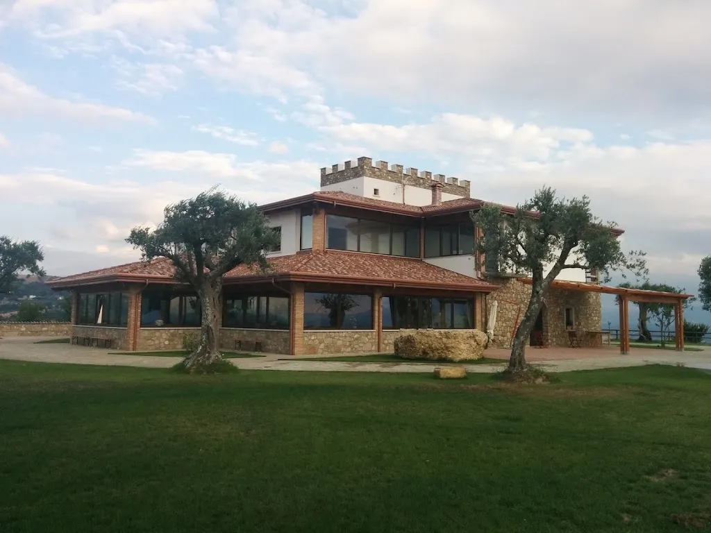 Agriturismo La Rocca di San Giovanni_Apice Vecchio_slider_image_1