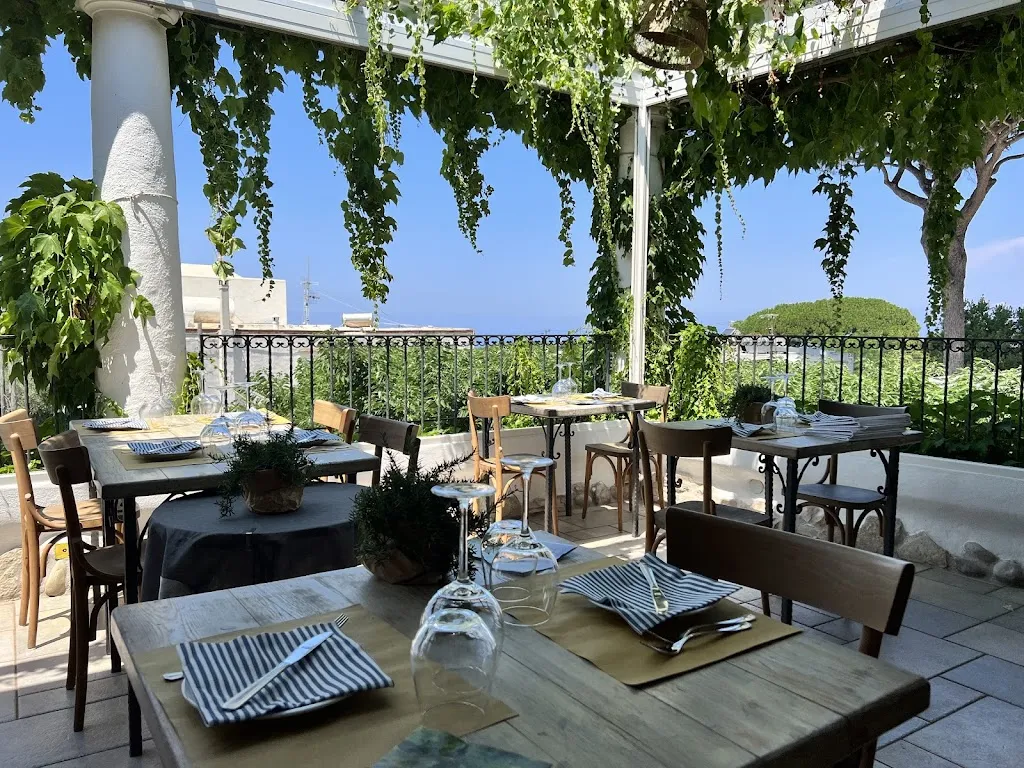 Columbus Capri Bar Ristorante restaurant in Anacapri