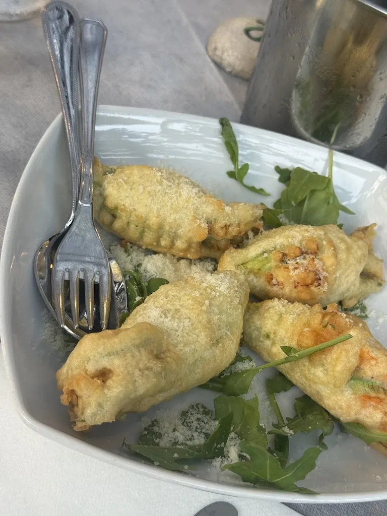 Antonina Bagrin_Aumm Aumm Ristorante Pizzeria_Anacapri_review