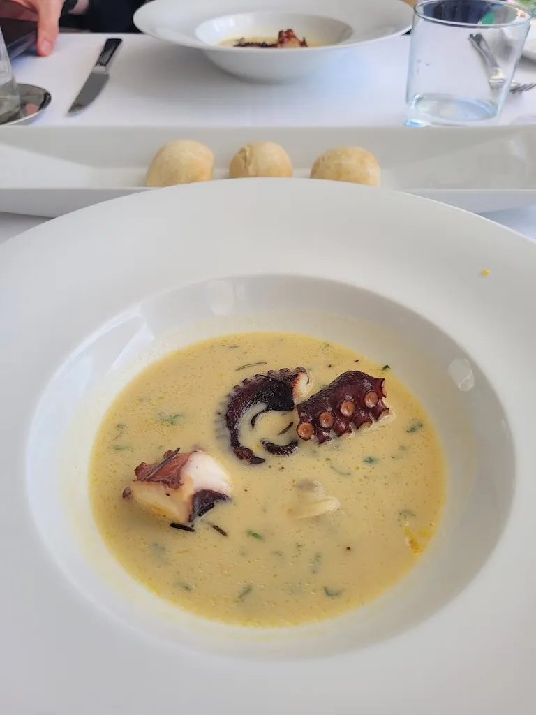 Lucy Manwaring_Gennaro Amitrano Capri_Anacapri_review