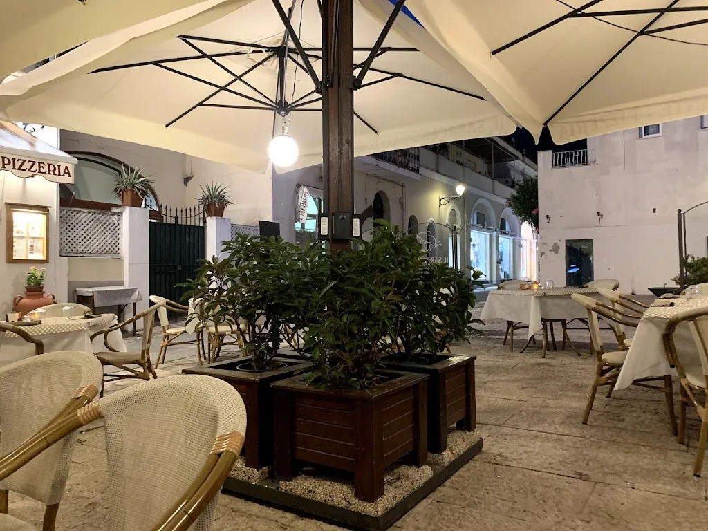 Christopher Dietz_Il Saraceno_Anacapri_review