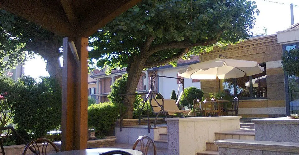 Lo Smeraldo_Aquilonia_slider_image_1