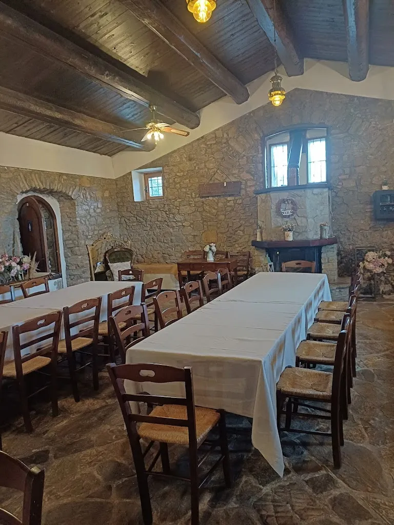 Ristorante Taverna Vitoli restaurant in Ariano