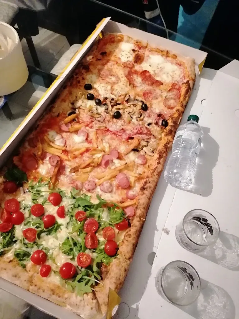 Menu_Pizzeria Pulcinella 1999_Ariano Irpino-Martiri_image_8