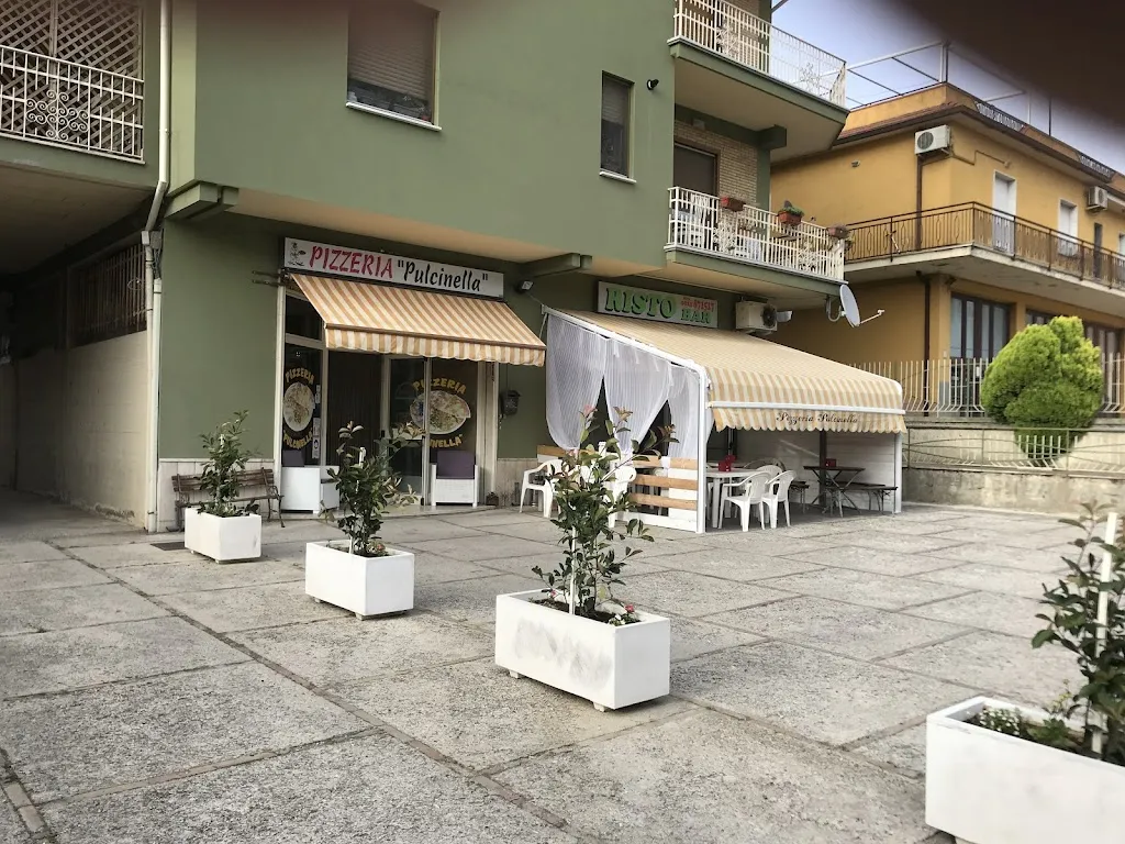 Pizzeria Pulcinella 1999_Ariano Irpino-Martiri_slider_image_3