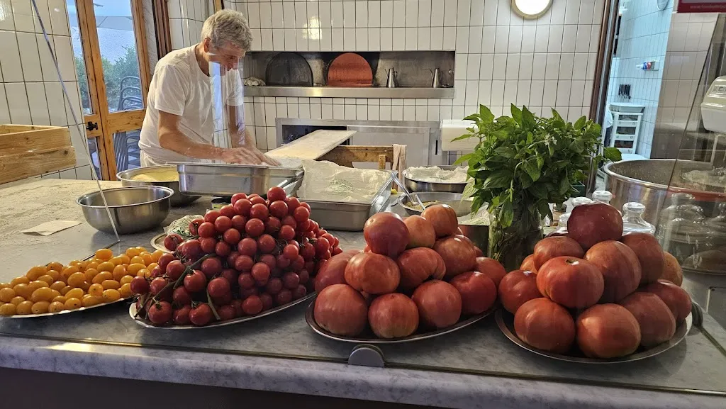 Jan Kržič_Pizzeria Castellano Di Castellano Giuseppe_Arola-Preazzano_review