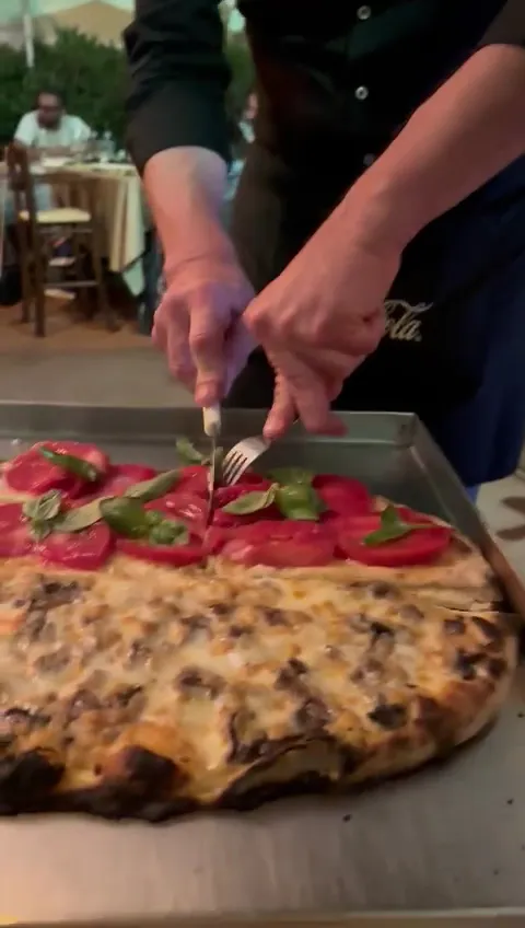 Pizzeria Castellano Di Castellano Giuseppe_Arola-Preazzano_slider_image_2