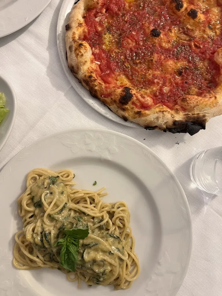 Ristorante Pizzeria Frate Cosimo_Arola-Preazzano_slider_image_3